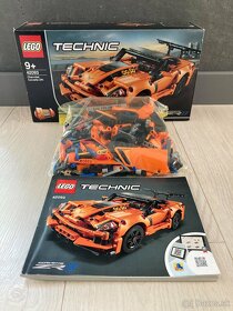 Lego Technic 42093 Chevrolet Corvette ZR1 - 2