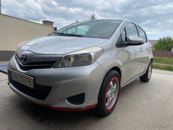 Predám Yaris rok 05/2012 - 2