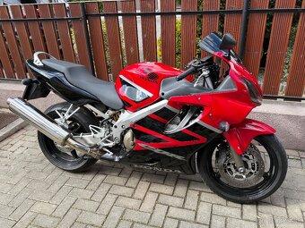 Honda CBR 600, F4 - 2