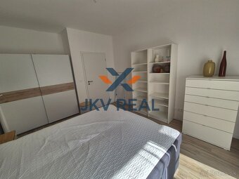 3D OBHLIADKA PRÍJEMNÝ 2-IZB.BYT S LOGGIOU A PARKOVANÍM, PET - 2