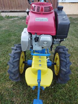 Predám  malotraktor Agzat  PROFI DIF Honda GXV 390 - 2