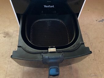 Teplovzdušná friteza Tefal  LF01-P - 2