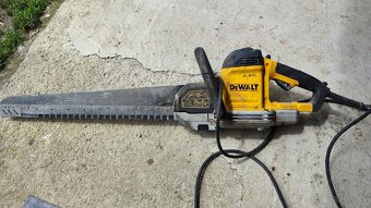 Predám pílu Dewalt aligator DWE397 - 2