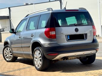 Škoda Yeti 2.0 TDI 140k 4x4 Elegance DSG - 2