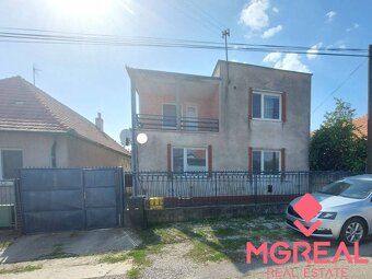 Rodinný dom s veľkým pozemkom  - Veľký Cetín - 2