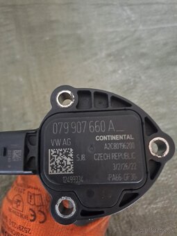 snímač hladiny motorového oleja 079907660A - 2