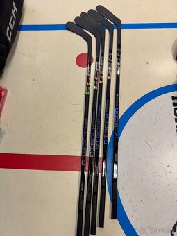 UPLNE NOVA PROFI HOKEJKA CCM RIBCOR TRIGGER 9 SIGMATEX - 2
