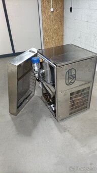 Profesionálny výrobník ľadu 250+ kg/deň (vločky) - 2