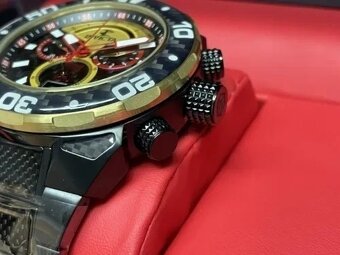 Zriedkavé hodinky s priemerom 58 mm. Väčšie nenájdeš. - 2