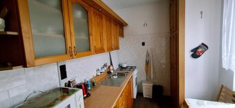 Na predaj 2-izbový murovaný byt v Novej Dubnici - 2