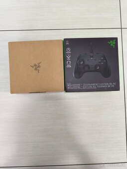 Predám ovládač razer Wolverine V3 tournament edition - 2