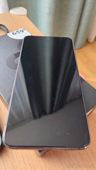 Samsung Galaxy S22 128GB Black - 2