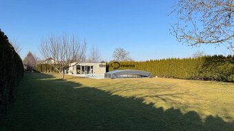 NA PREDAJ 300m2 dom, 20á pozemok, bazén Nitra - Vinodol - 2