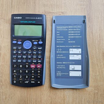 Vedecka kalkulacka Casio fx-82ES - 2