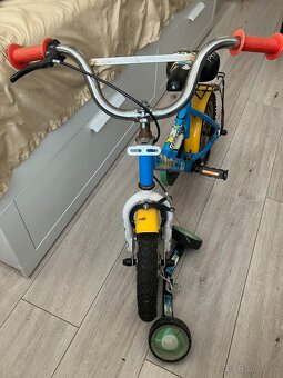 Predám detský bicykel s pomocnými kolieskami - 2