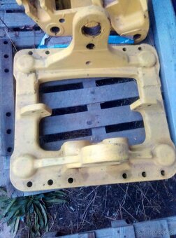 New Holland 115B - 2