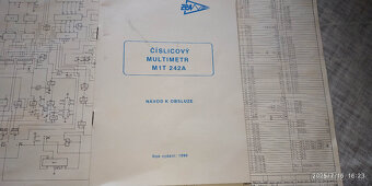 Číslicový multimeter. - 2