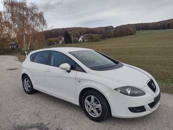 SEAT LEON BENZIN 63 KW NAJ 167000 KM ROK VÝROBY 2008 - 2