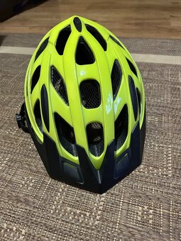 Cyklistická prilba - 2