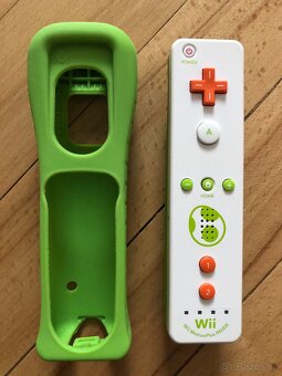 NINTENDO WII U (WII) REMOTE - YOSHI - 2