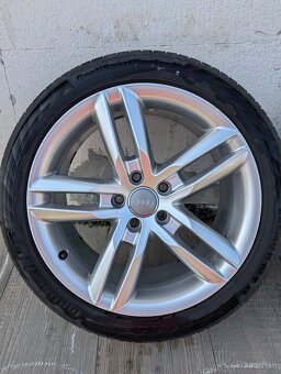 Originálne Audi disky R18 + pneu - 2
