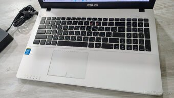 Asus x550c - 2
