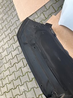 kapota vw sharan 10-23 cerna - 2