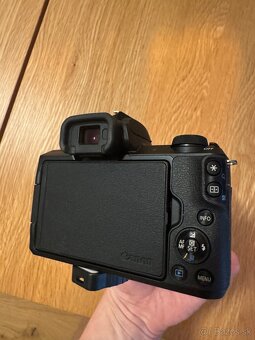 Canon EOS M50 Mark II - 2