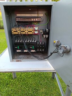 Elektrická rozvodná skriňa - 2