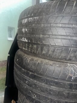 245/45 R18 Bridgestone - 2