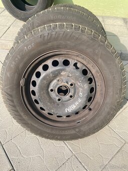 Zimné Pneu 195/65 r15 - 2
