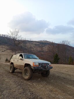 Jeep Grand Cherokee 5.2 v8 - 2