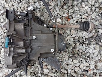 Prevodovka na Renault Thalia 1.2 55kw 112 000 km rok 2011 - 2