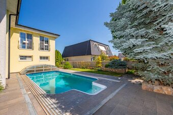 Luxusná 6-izbová vila s wellness centrom, bazénom a hosťovsk - 2