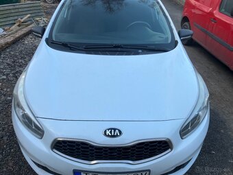 Kia ceed rok 2013 motor 1,6 crdi - 2