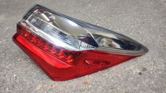 Toyota Corolla XI E16 2013 - 2018 - Prava zadna lampa - 2