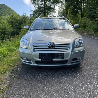 Toyota Avensis 1.8 - 2