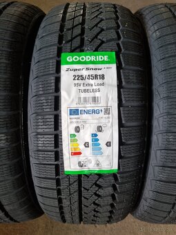 225/45R18 zimne - 2