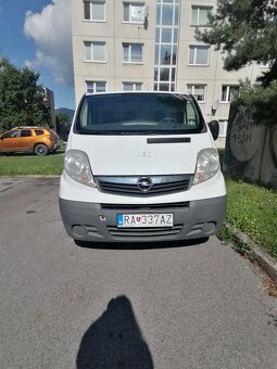 Opel Vivaro 2.0 CDTI L1 Combi skriňové - 2