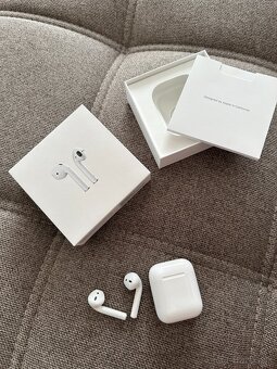 Bezdrôtové slúchadlá Apple AirPods 2019 - 2