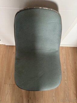 Darujem 4 stoličky - 2