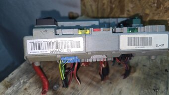 Bmw poistkova skrina - 2