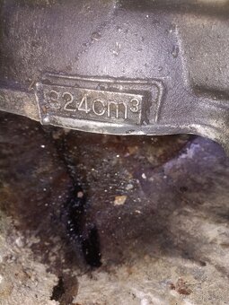 Predám motor 1.3 suzuki samuraj - 2