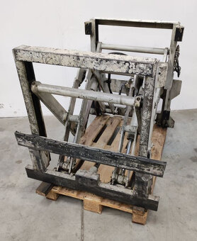 Pantograf - hydraulické vysúvanie vidlíc - 2