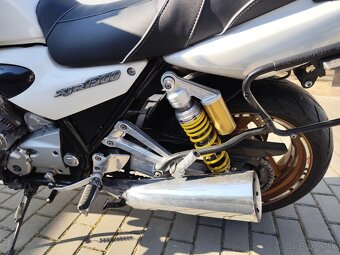 Yamaha XJR 1300 - 2