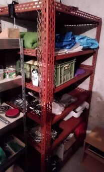 masívný regál - 2