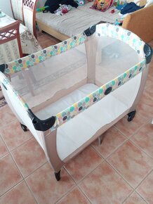 Predám detskú postielku/ohrádku - 2