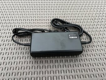 YAMAHA 4A nabíjačka PASC5 X0S-00 - 2
