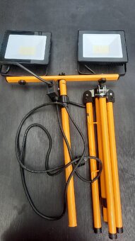 đź’ˇ Profesionálne LED pracovnĂ© svetlo STREND PRO na statĂve – - 2