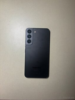 Samsung Galaxy S22 - 2